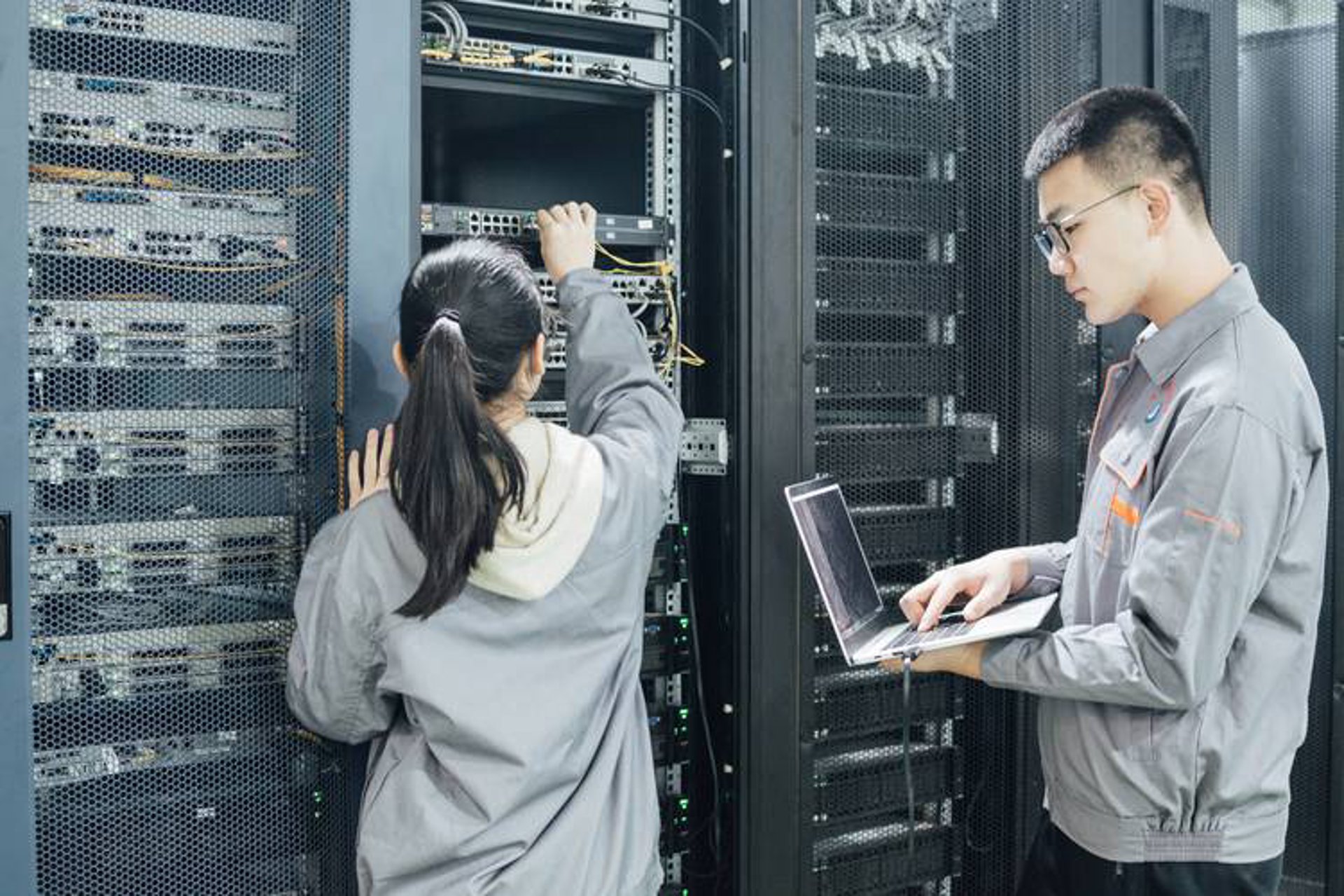 洗礼网络科技